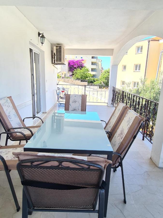 Apartman Varga Trogir Habitación foto