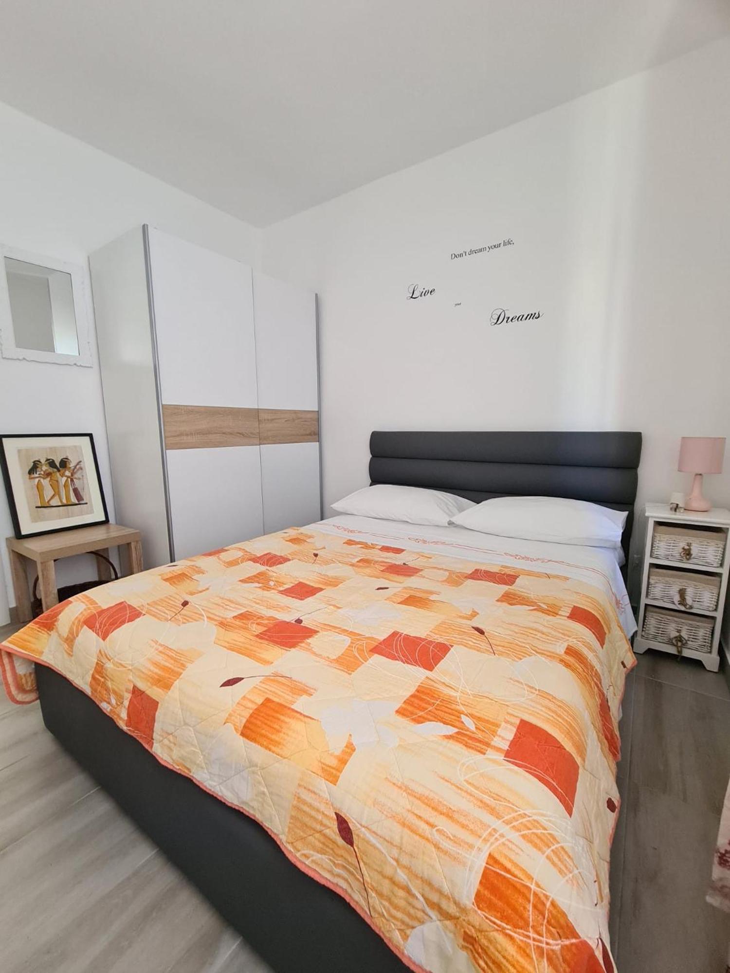 Apartman Varga Trogir Exterior foto